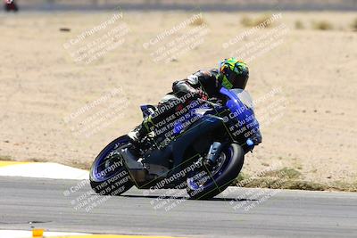 media/May-06-2024-Moto Forza (Mon) [[b33359f27d]]/1-Advanced/Session 4 (Turns 9 and 8)/